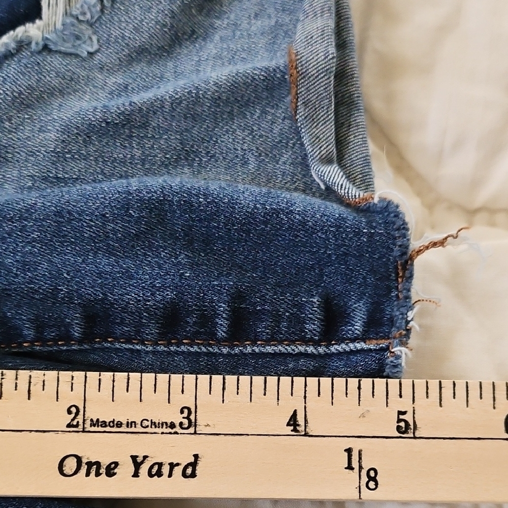 Bundle -American Eagle Distressed Shorts -2 for one price - Size 2 - Picture 7 of 16